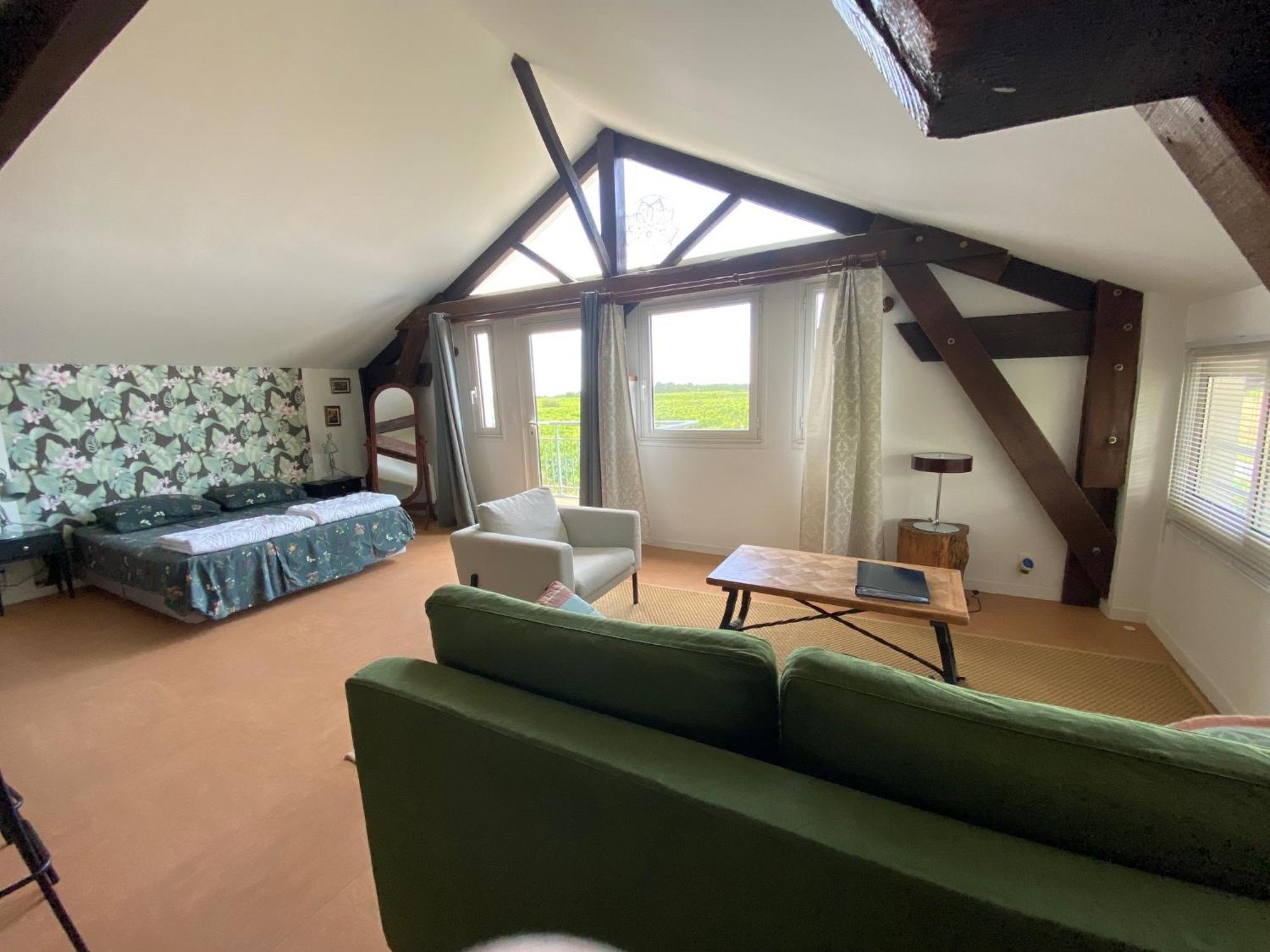 Gites Le Mathelin Lamothe-Montravel Exteriör bild
